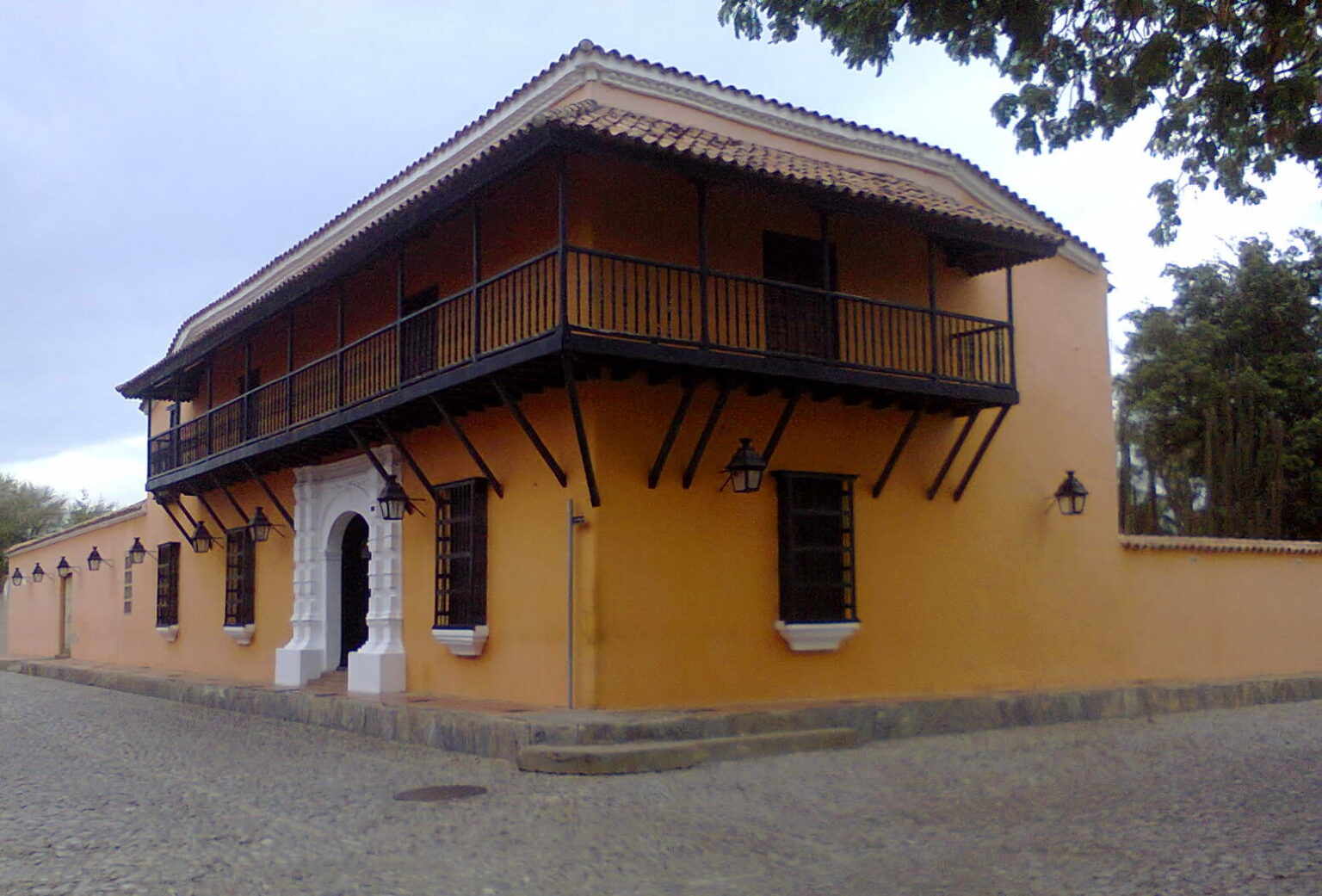Fotografía del Balcón Arcaya en la Ciudad de Coro